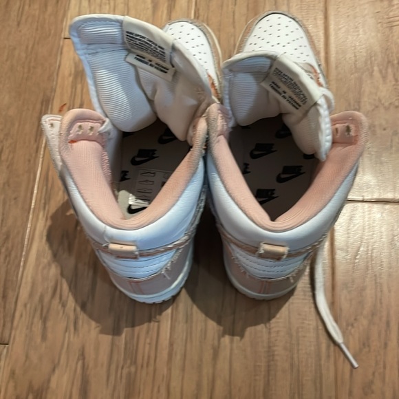 Pink/white Nike Dunk Womens 6.5 - Picture 2 of 8